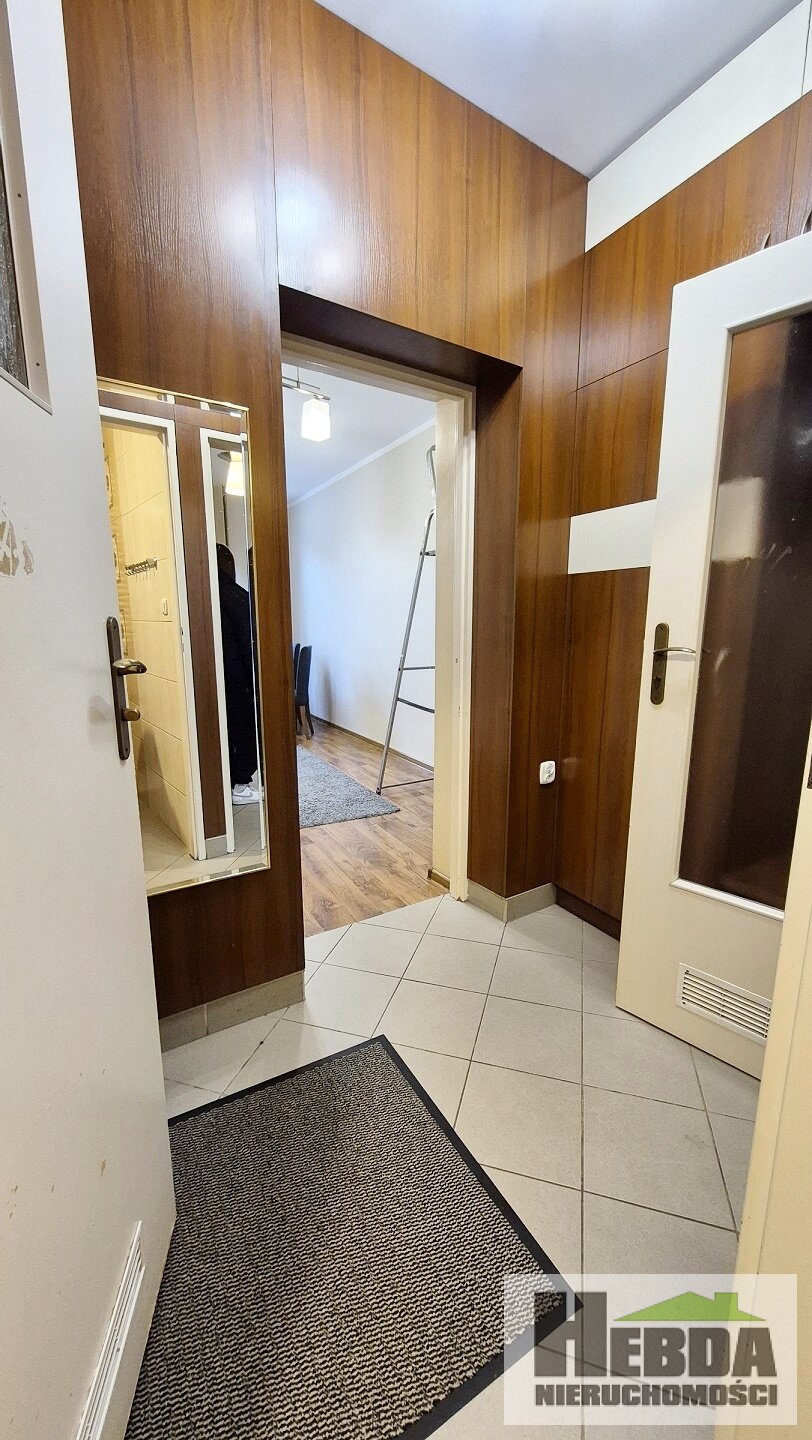 Tarnów, 3 pokojowe mieszkanie przy ul.Urszulańskiej na 1 piętrze kamienicy - zdjęcie 7