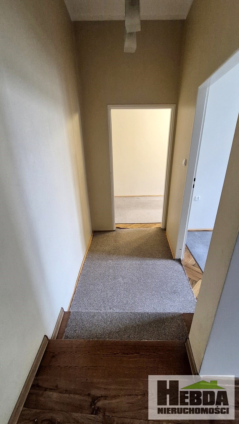 Tarnów, 3 pokojowe mieszkanie przy ul.Urszulańskiej na 1 piętrze kamienicy - zdjęcie 5