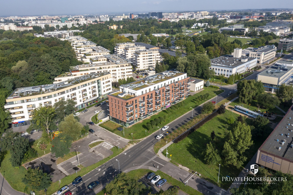 Lokal usługowy do wynajęcia, 126,37 m², Kraków, Czyżyny, al. Jana Pawła II - zdjęcie 1