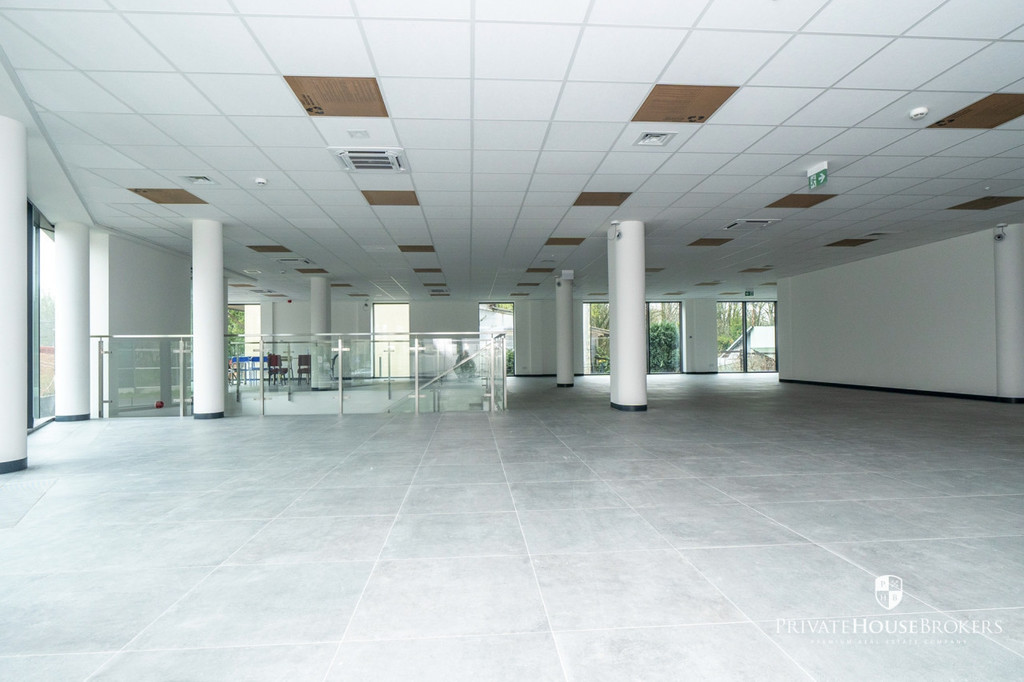 Lokal usługowy do wynajęcia, 467,57 m², Kraków, Czyżyny, al. Jana Pawła II - zdjęcie 5