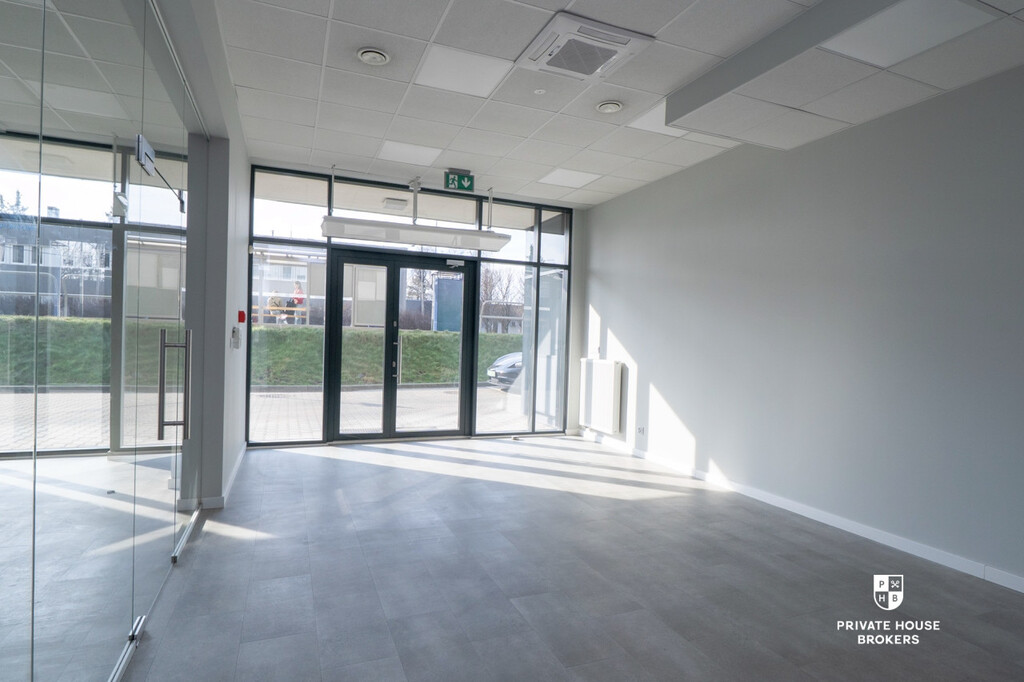 Lokal usługowy na sprzedaż, 96,1 m², Kraków, Kurdwanów, Walerego Sławka - zdjęcie 4