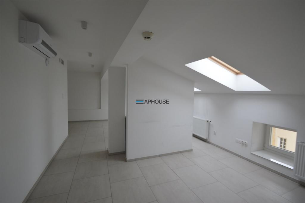 Lokal usługowy do wynajęcia, 40&nbsp;m², Kraków, Stare Miasto, Stolarska - zdjęcie 1