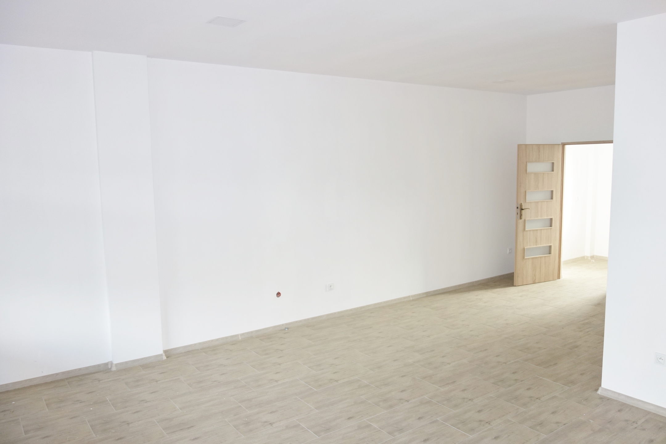 Atrakcyjny lokal użytkowy w Nowym Centrum Lubonia - zdjęcie 6