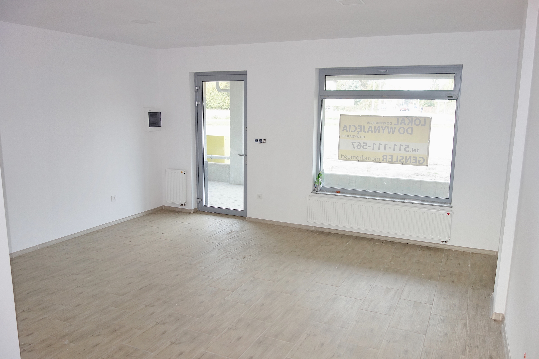 Atrakcyjny lokal użytkowy w Nowym Centrum Lubonia - zdjęcie 1