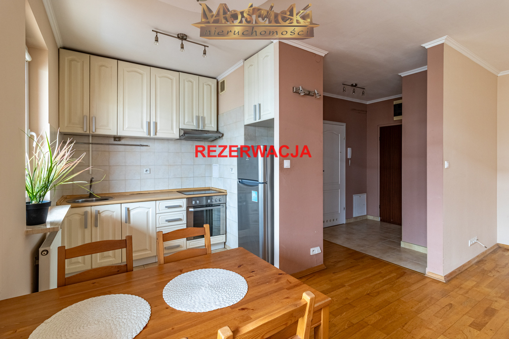 Dwa pokoje na Jeżewskiego z dużym balkonem - zdjęcie 7