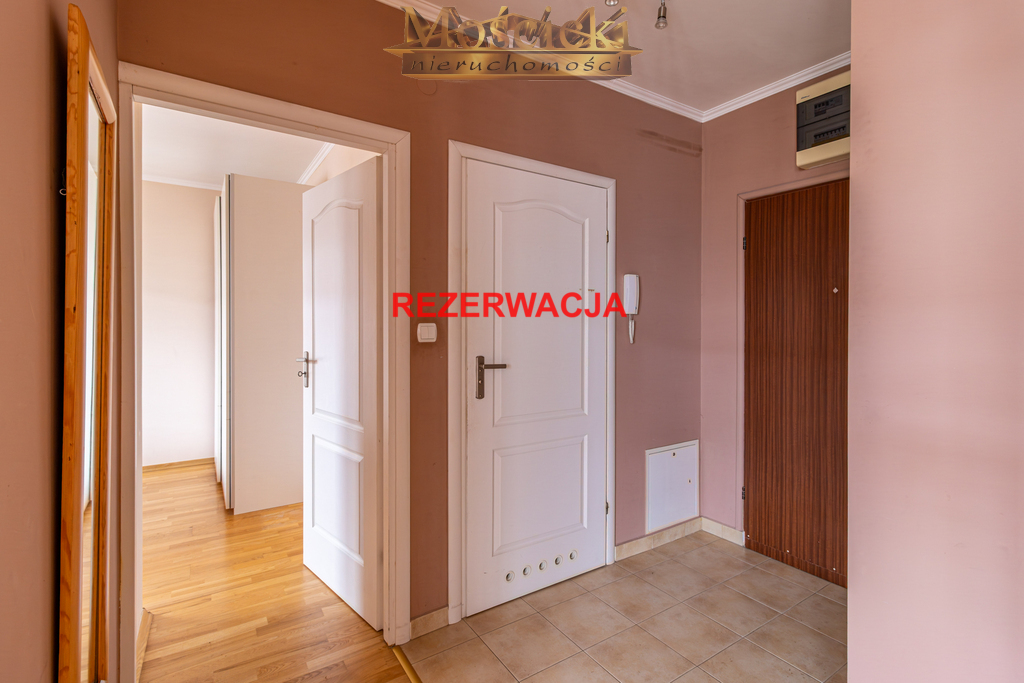 Dwa pokoje na Jeżewskiego z dużym balkonem - zdjęcie 9