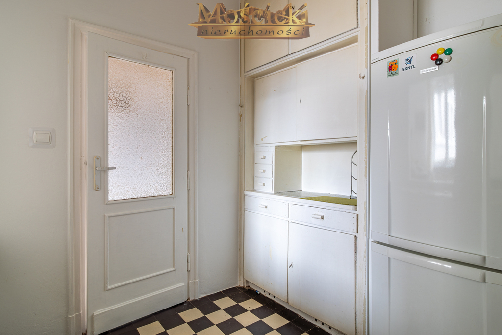 Dwa pokoje z widokiem na PL Konstyucji - zdjęcie 11