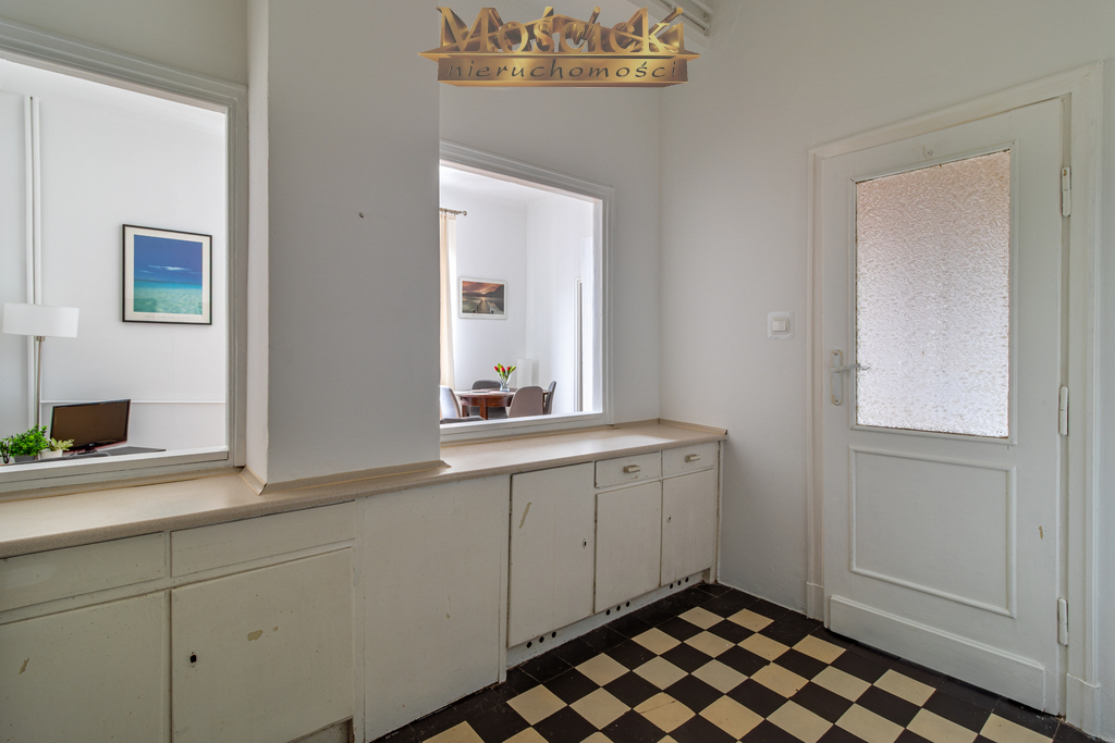 Dwa pokoje z widokiem na PL Konstyucji - zdjęcie 10