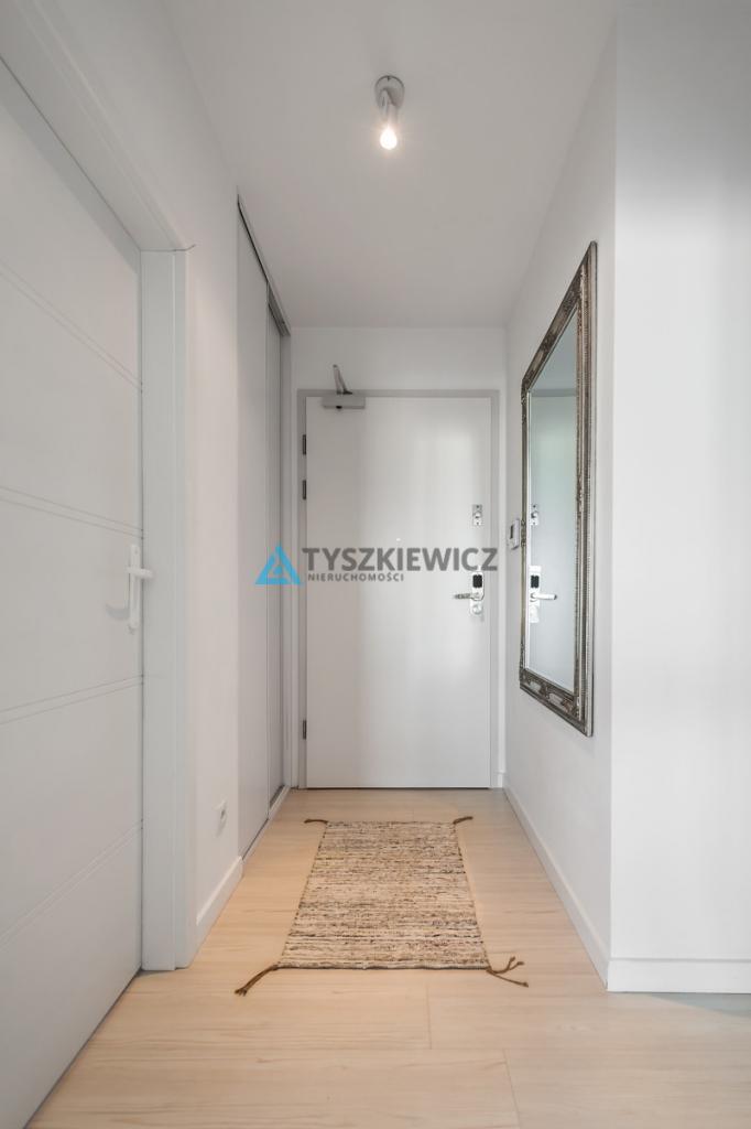 Apartament w centrum Gdyni - zdjęcie 11