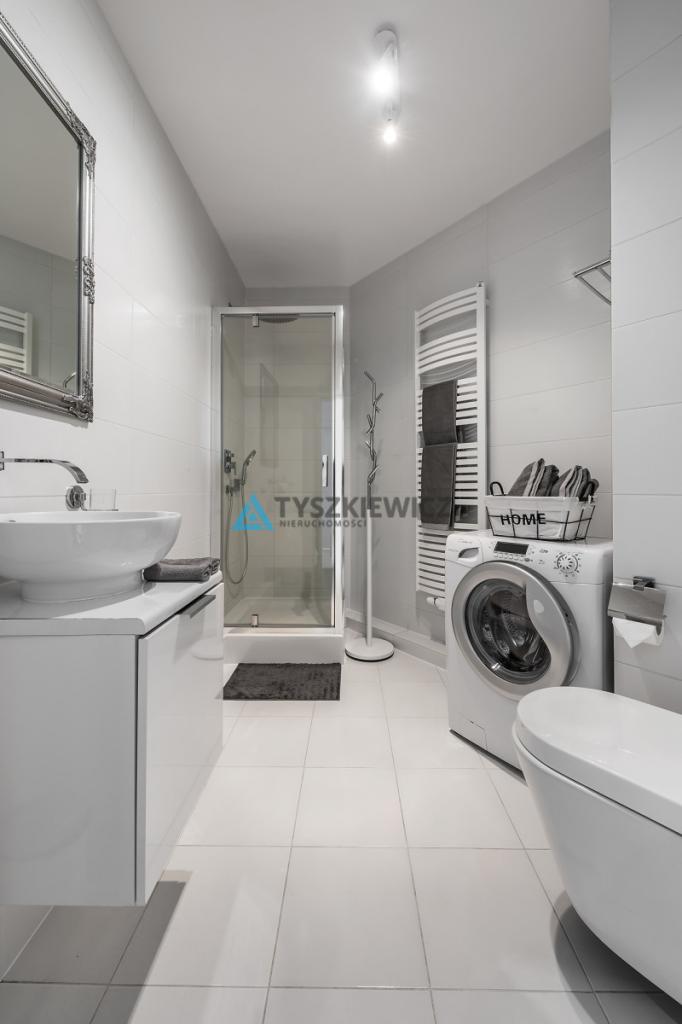 Apartament w centrum Gdyni - zdjęcie 8