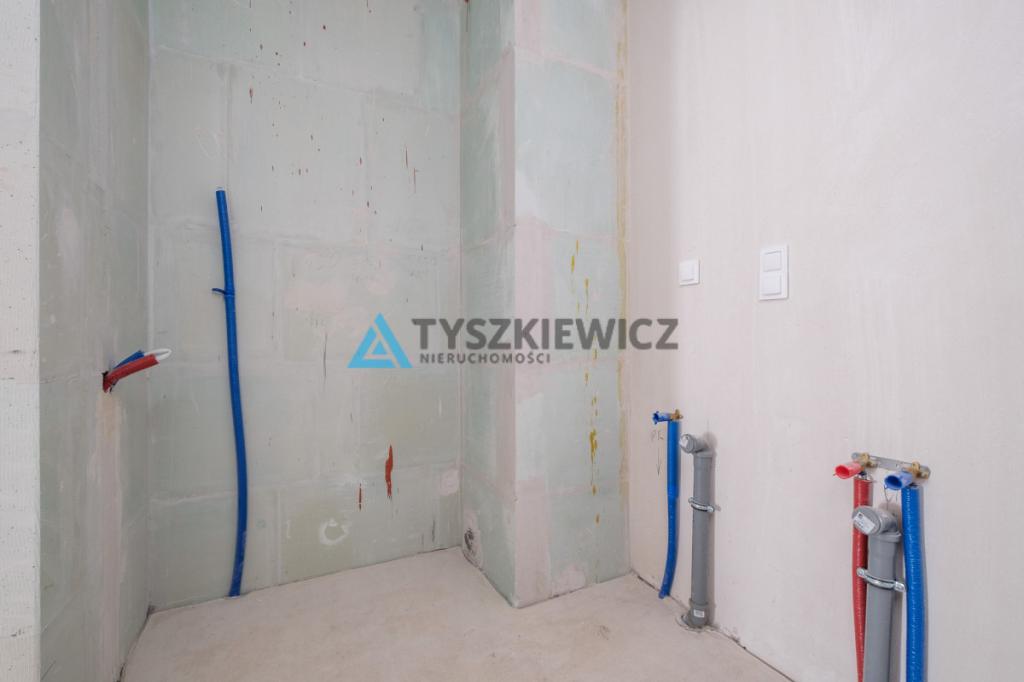 Mieszkanie z dużym potencjałem w super cenie - zdjęcie 26
