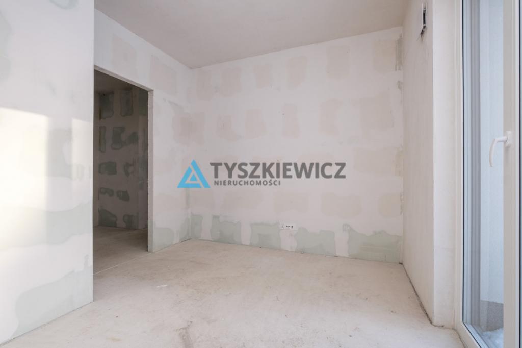 Mieszkanie z dużym potencjałem w super cenie - zdjęcie 24