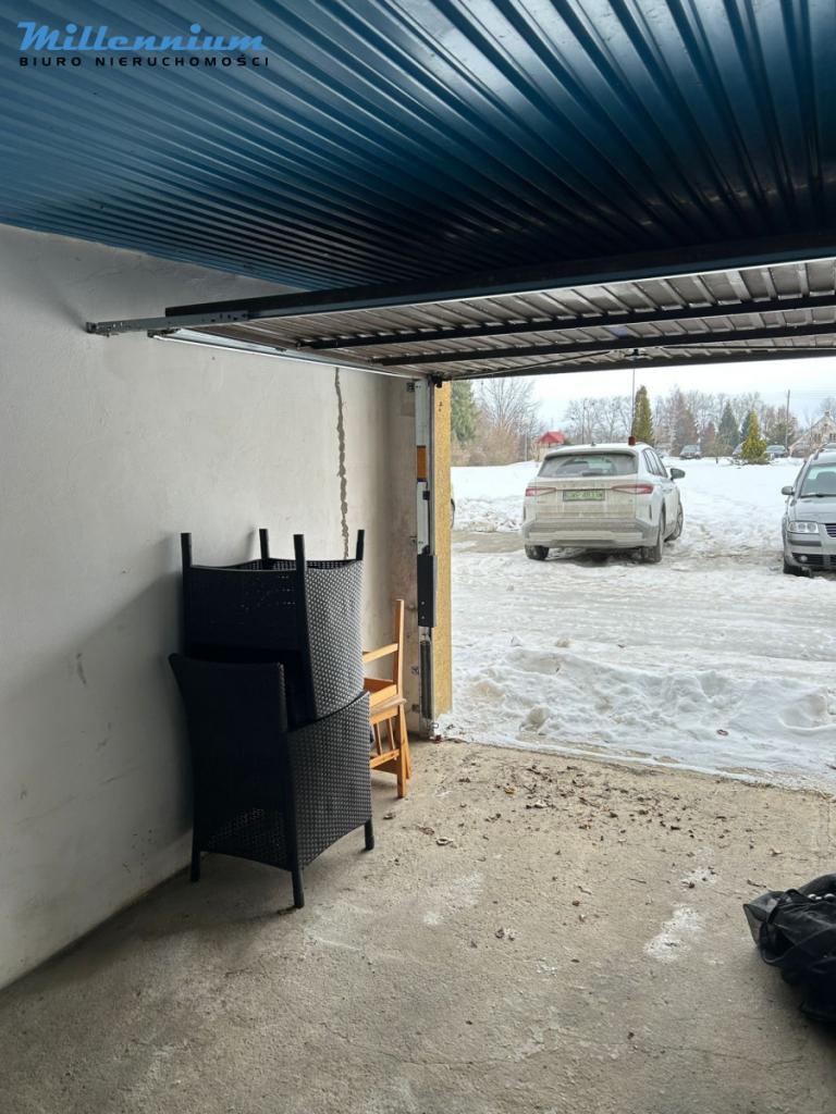 Jeden z ostatnich garaży w Gniewinie! - zdjęcie 2