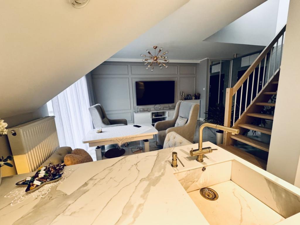 APARTAMENT LUX, 3 pokoje, 2poziomy,klima,garderoba - zdjęcie 17