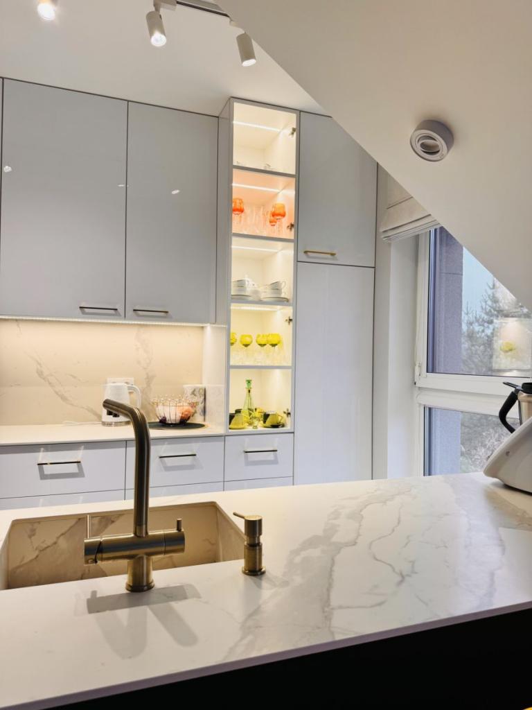 APARTAMENT LUX, 3 pokoje, 2poziomy,klima,garderoba - zdjęcie 14