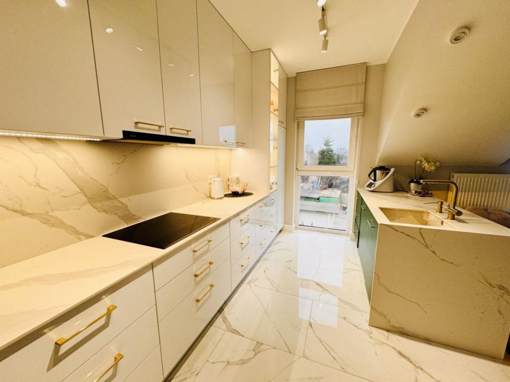 APARTAMENT LUX, 3 pokoje, 2poziomy,klima,garderoba - zdjęcie 12