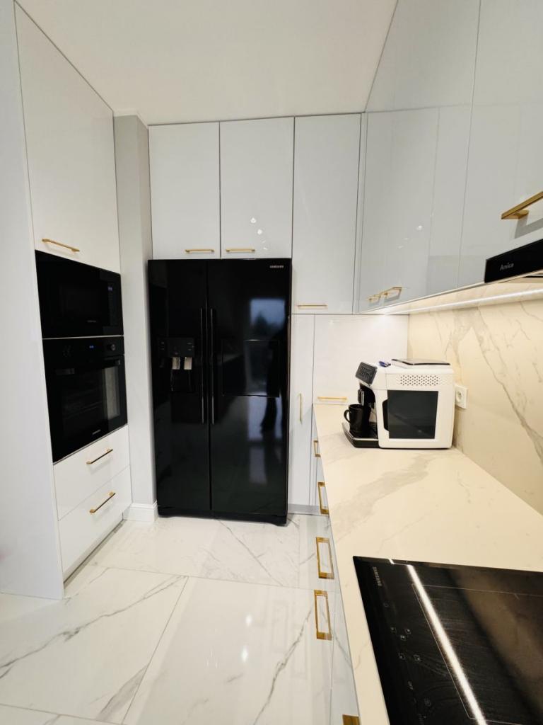 APARTAMENT LUX, 3 pokoje, 2poziomy,klima,garderoba - zdjęcie 4