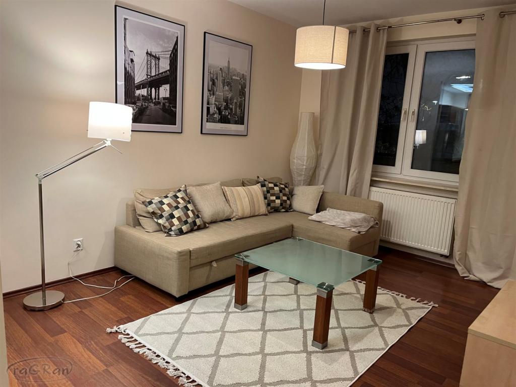 Umeblowane, przytulne dwupokojowe mieszkanie - zdjęcie 1