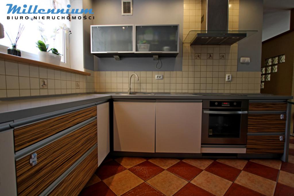 Dwupoziomowe mieszkanie Rumia ul. Polna - zdjęcie 4