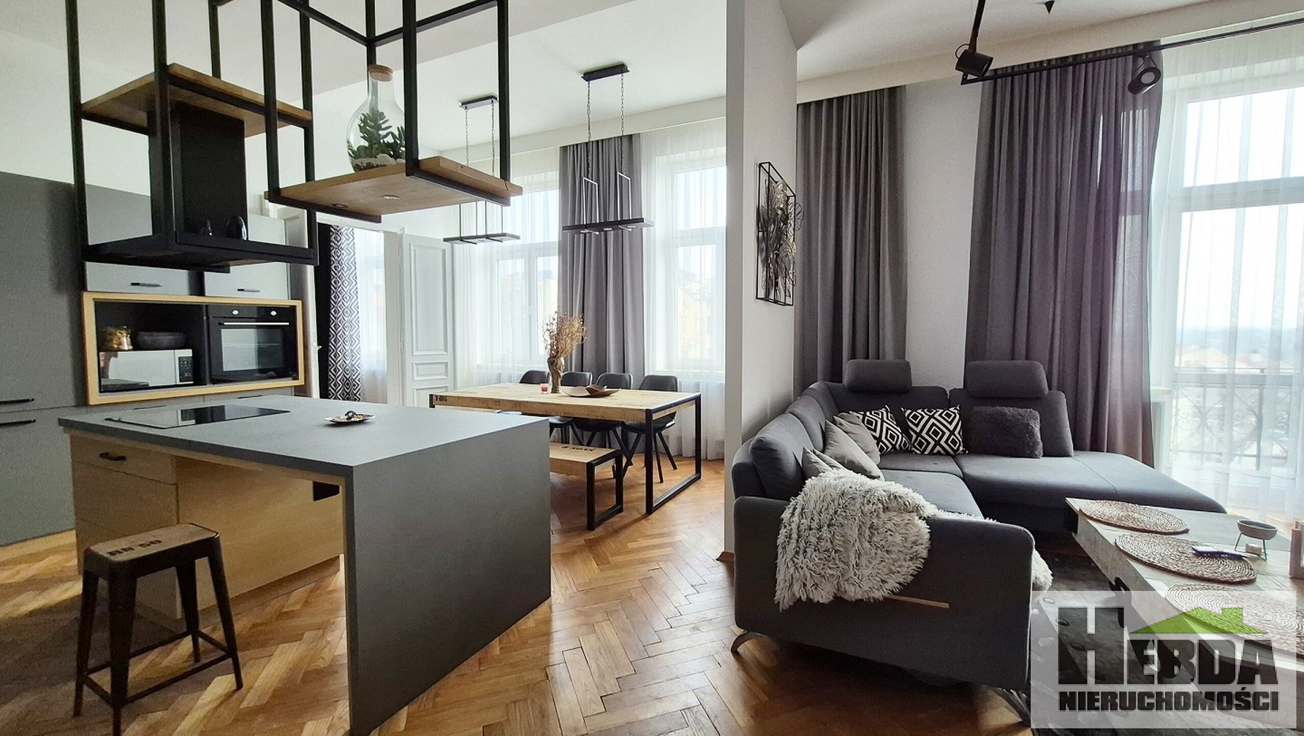 Tarnów, ul.Targowa, mieszkanie 114 m2 z oknami na Burek ! - zdjęcie 1