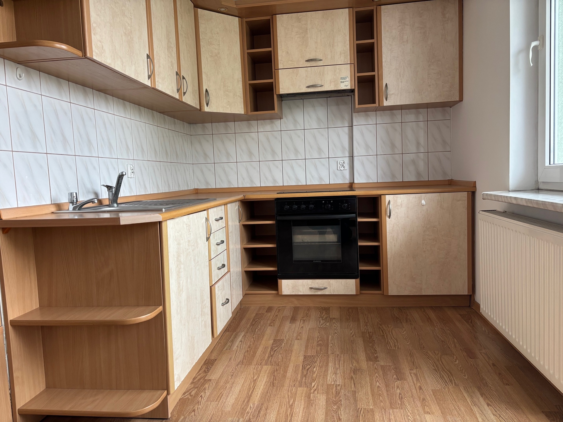 ochota Sierpińskiego 1 pokój garaż - zdjęcie 2