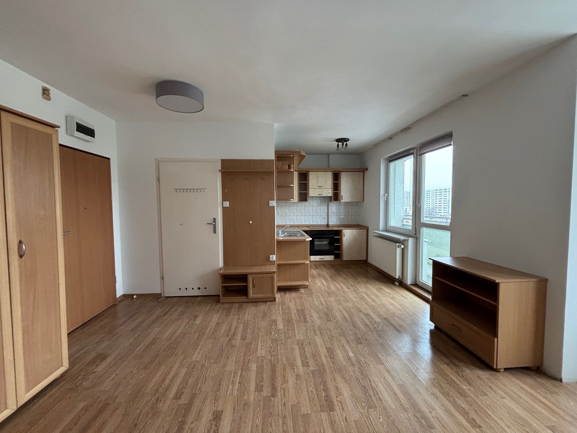 ochota Sierpińskiego 1 pokój garaż - zdjęcie 3