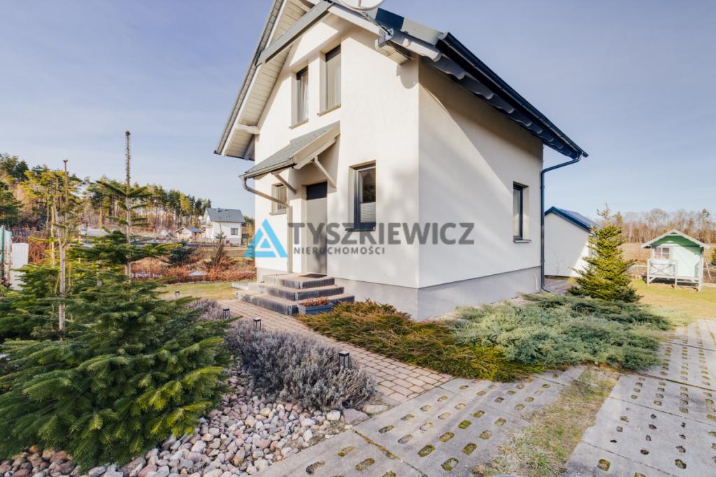 Dom Śluza blisko jeziora Wieckie - zdjęcie 2