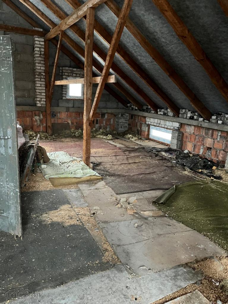 Dom do remontu, z dużym potencjałem, z zabudową go - zdjęcie 14