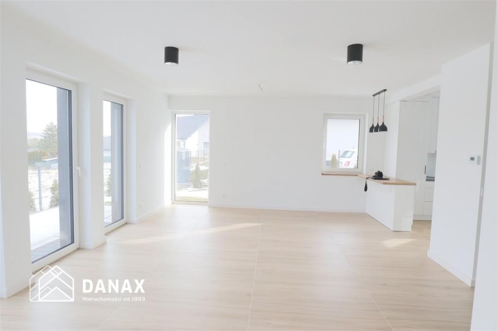 Dom 105&nbsp;m², Koźmice Wielkie - zdjęcie 2