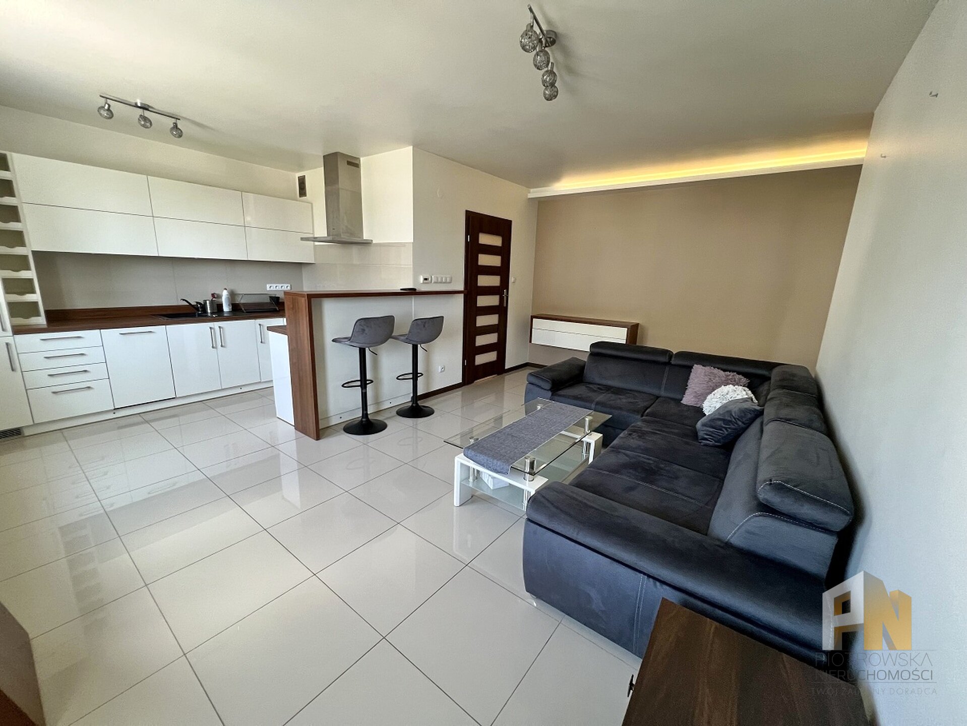 Mieszkanie 49,50m2 do wynajęcia - zdjęcie 1