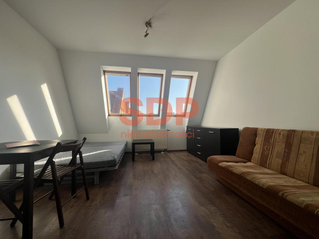 Mieszkanie 30 m², Wrocław, Rodzinna - zdjęcie 2