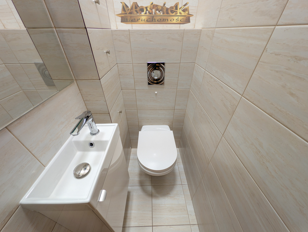 Przestronne mieszkanie w przedwojennej kamienicy - zdjęcie 15