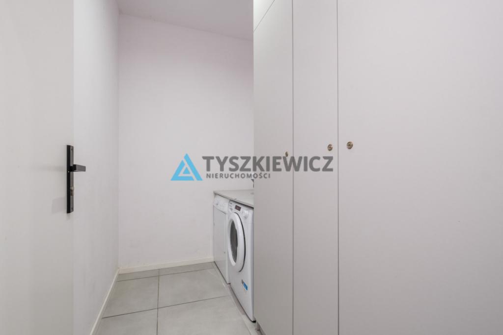 Obiekt handlowo-usługowy z pokojami na wynajem - zdjęcie 16
