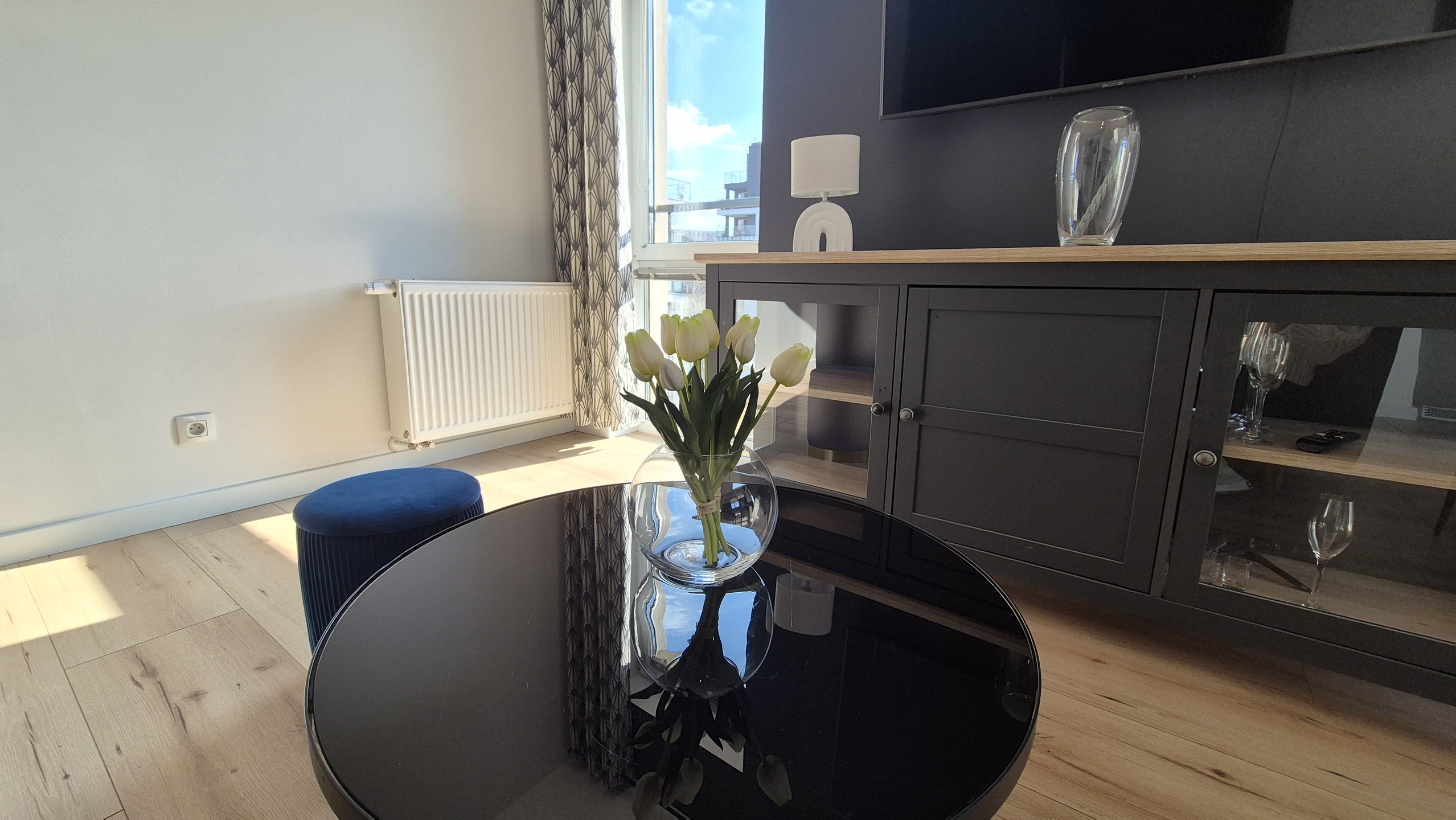 Nowe Lux 54m z duzym tarasem  Os Witosa nowa zabudowa garaż komórka lokatorska - zdjęcie 14