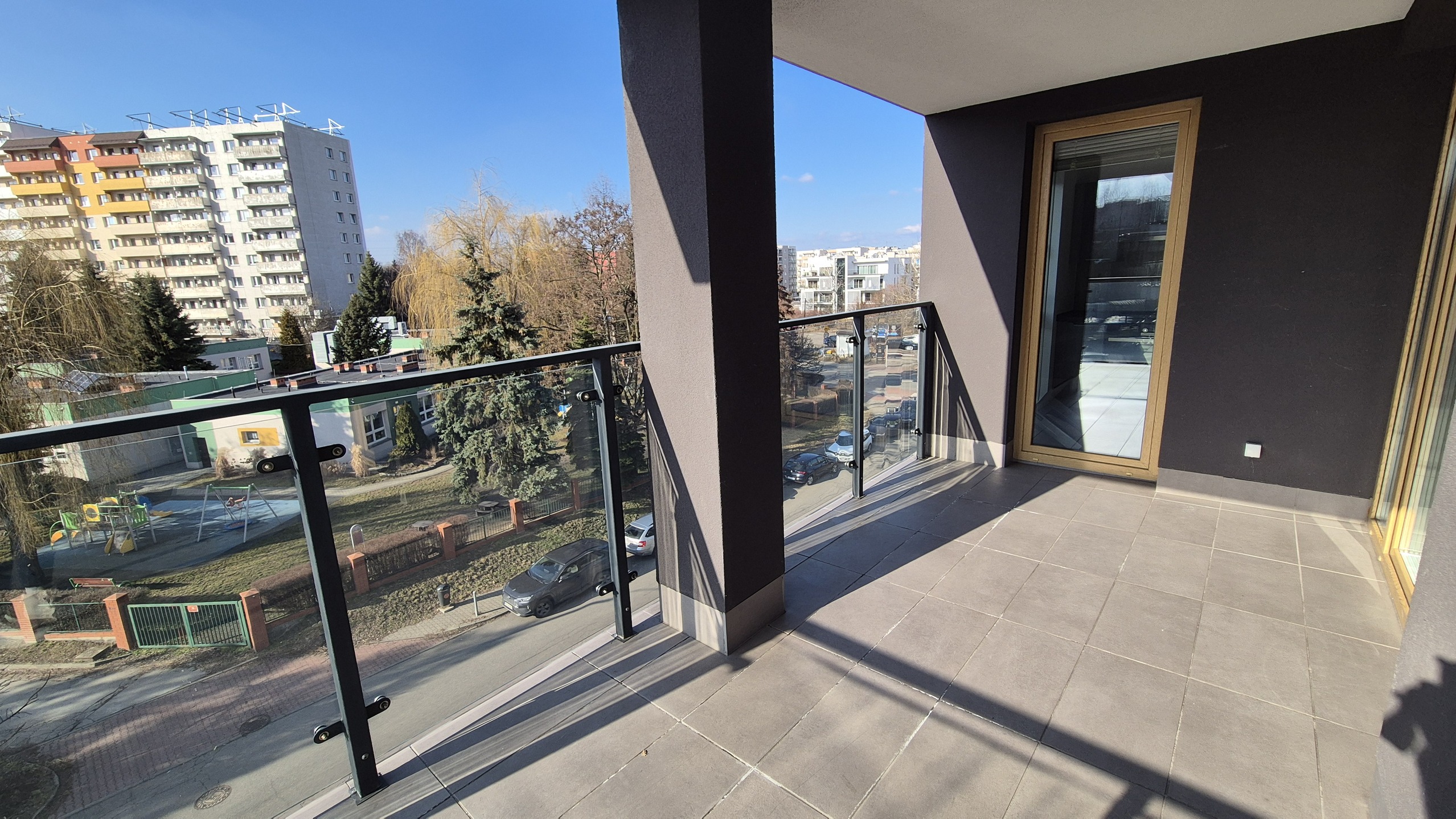 Nowe Lux 54m z duzym tarasem  Os Witosa nowa zabudowa garaż komórka lokatorska - zdjęcie 17