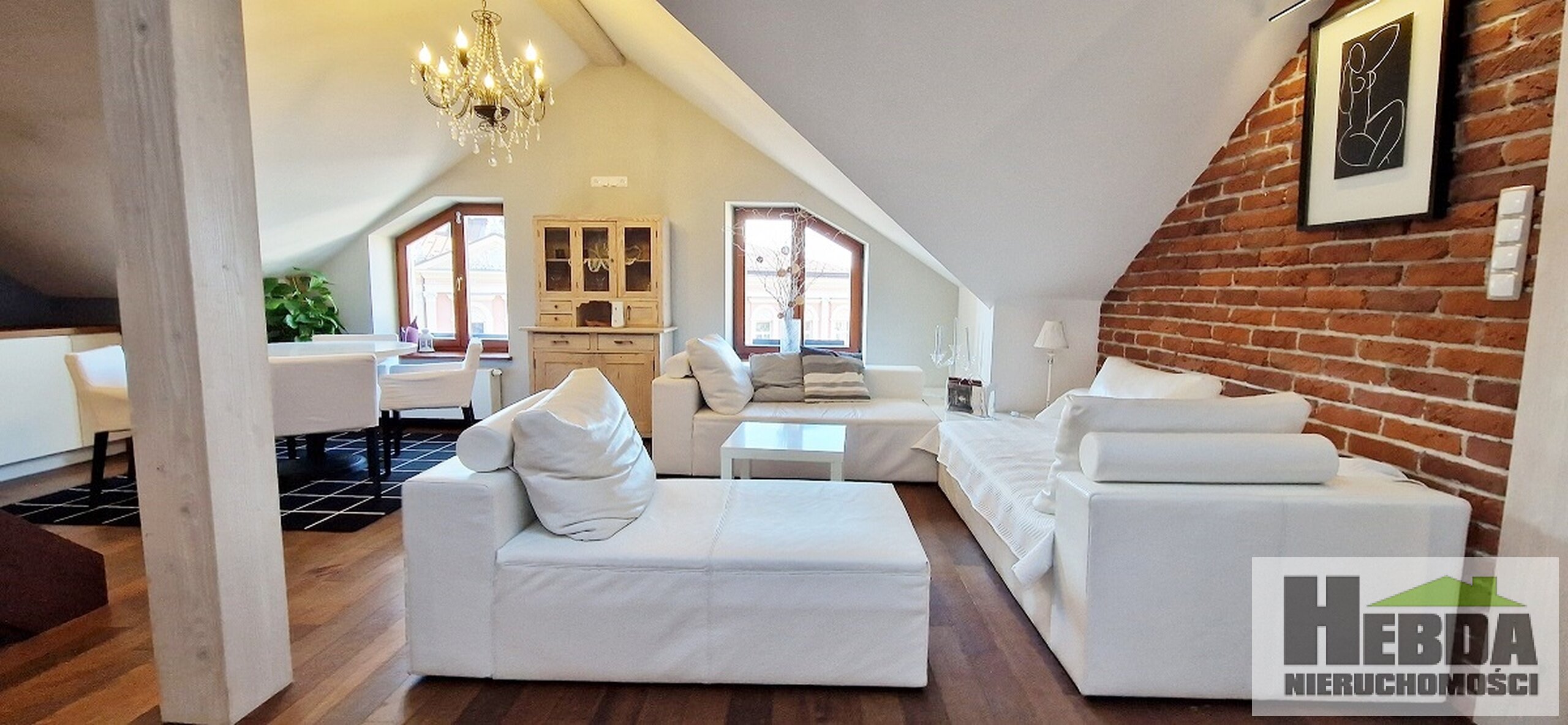 Poddasze 80 m2 w Tarnowie, z widokiem na deptak !! - zdjęcie 13