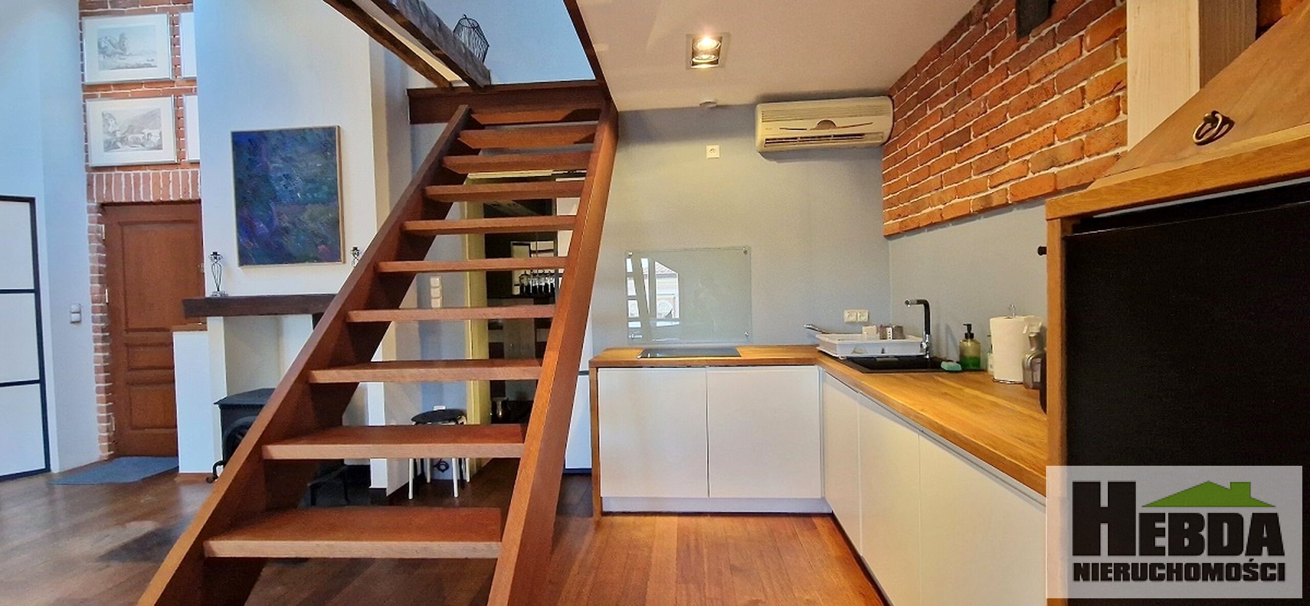 Poddasze 80 m2 w Tarnowie, z widokiem na deptak !! - zdjęcie 3