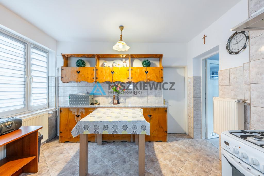 Dom w spokojnej lokalizacji - zdjęcie 13