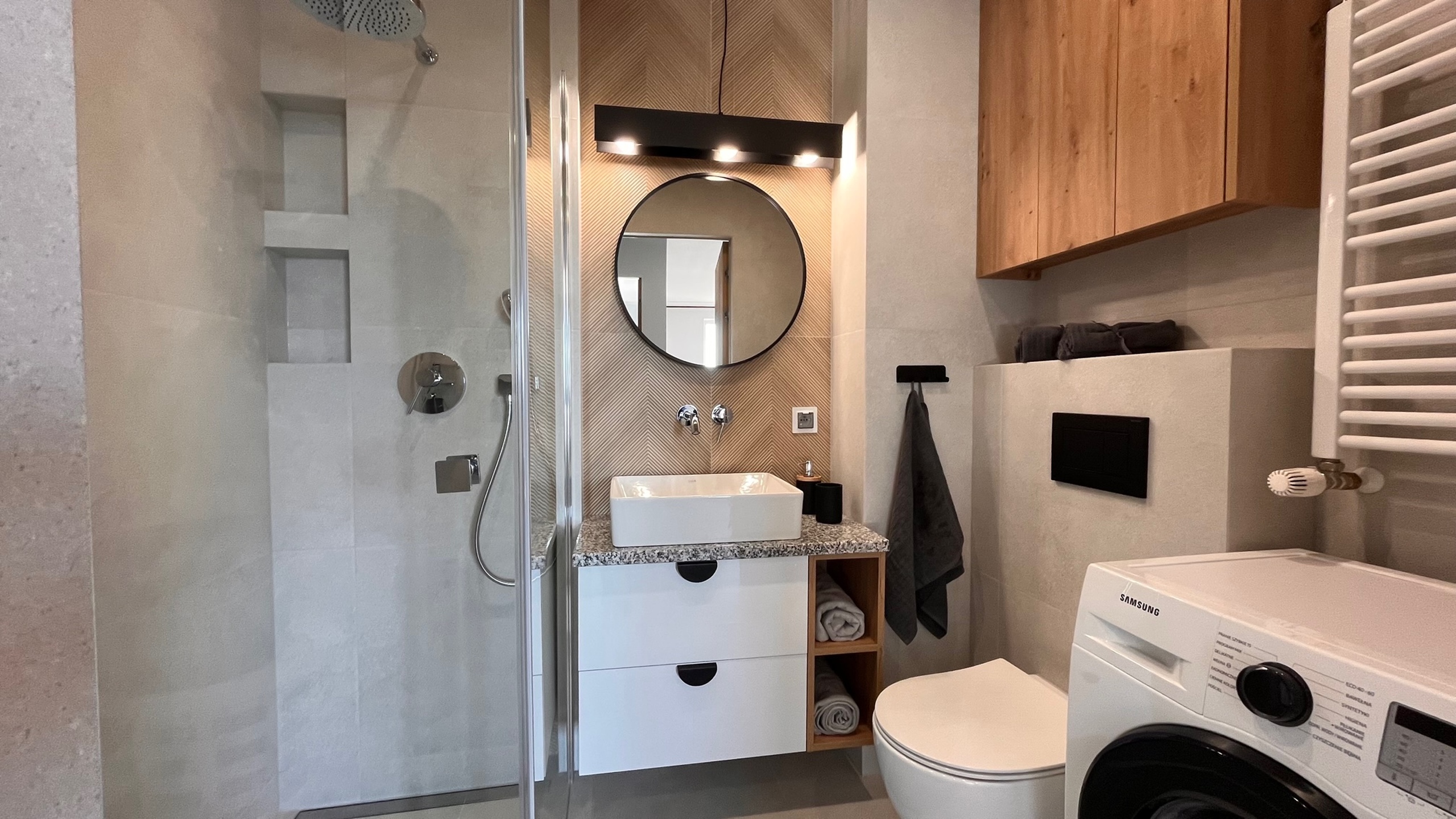 Śliczne nowe 3 pokojowe m.parking, komórka, klimatyzacja - zdjęcie 16