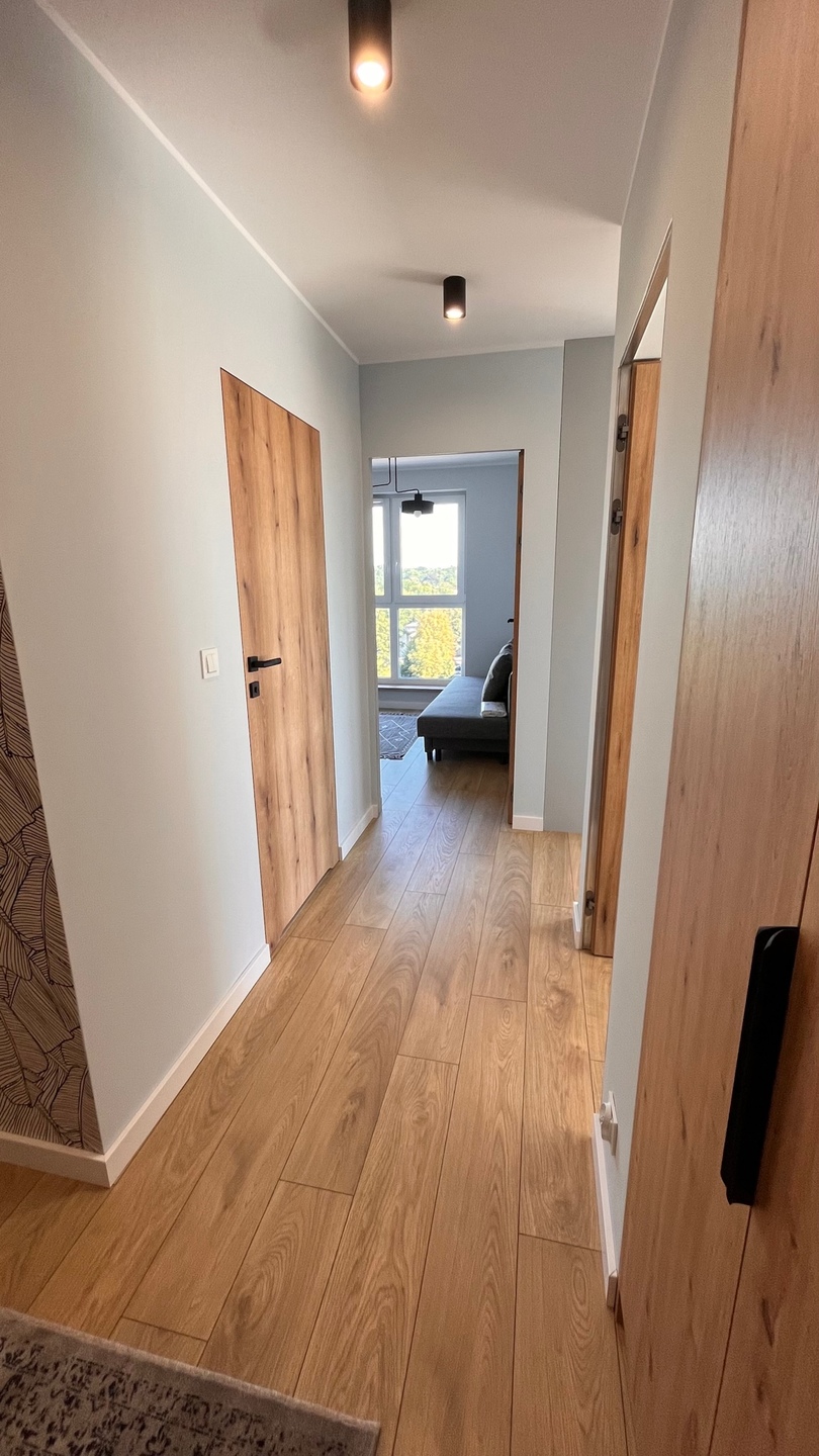 Śliczne nowe 3 pokojowe m.parking, komórka, klimatyzacja - zdjęcie 11