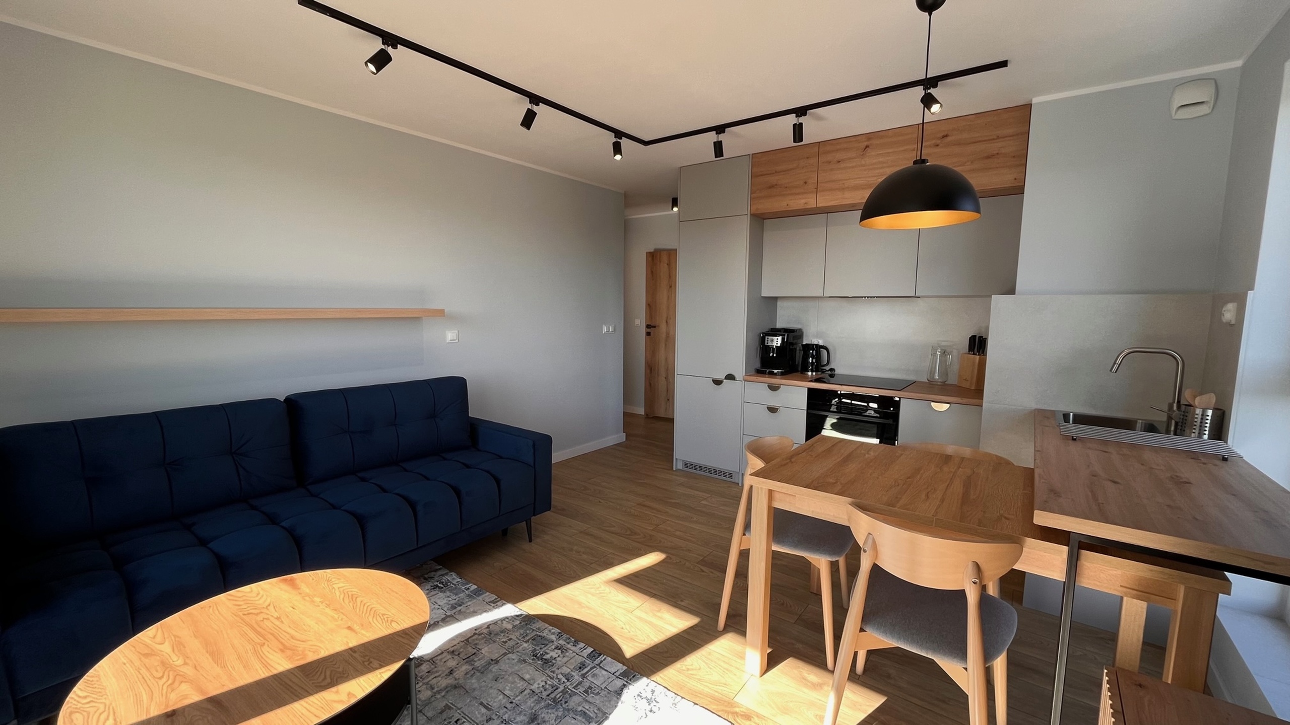 Śliczne nowe 3 pokojowe m.parking, komórka, klimatyzacja - zdjęcie 5