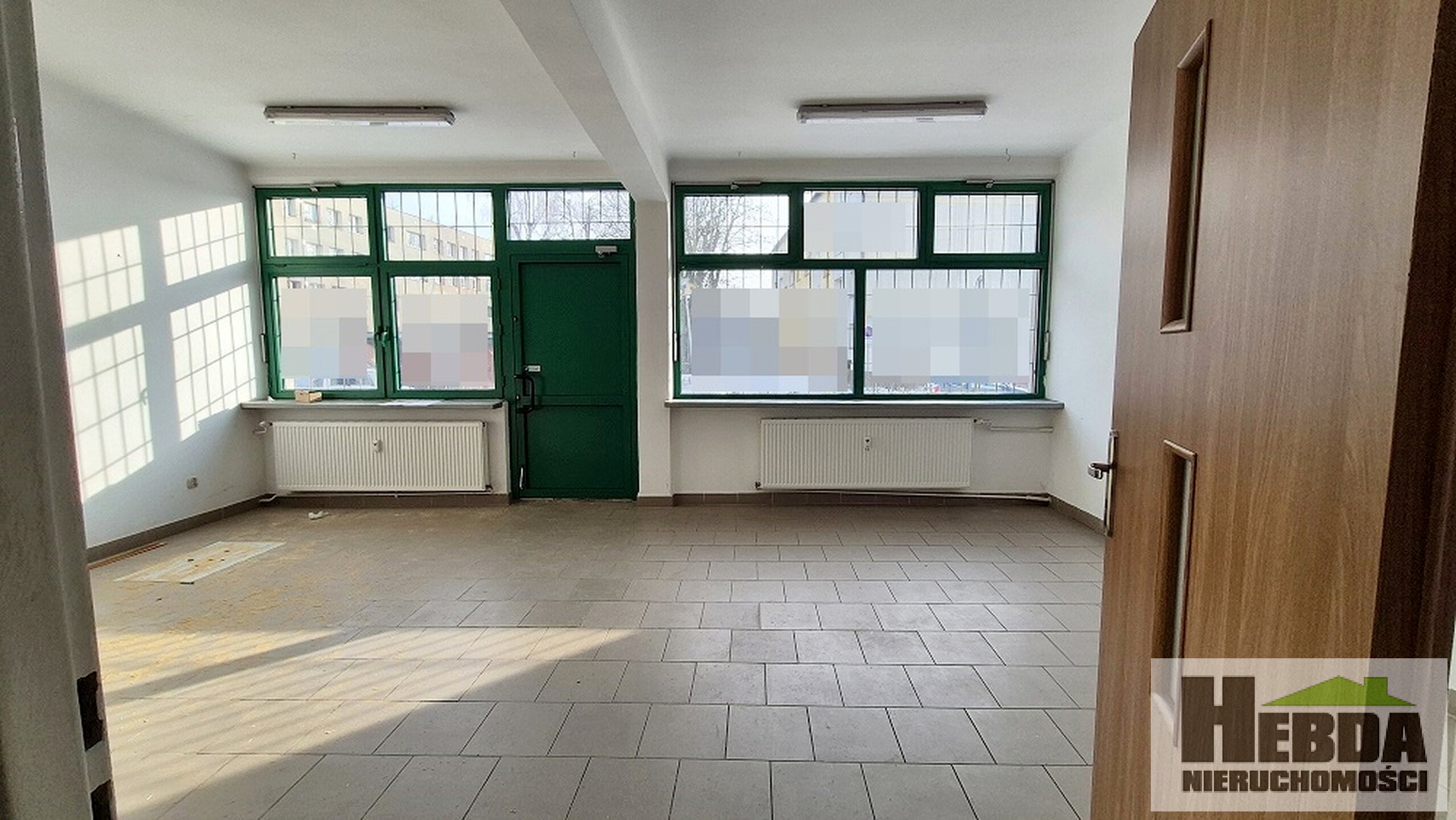 Tarnów, ul.Klikowska , lokal handlowo - usługowy , 65 m2 z parkingiem ! - zdjęcie 4