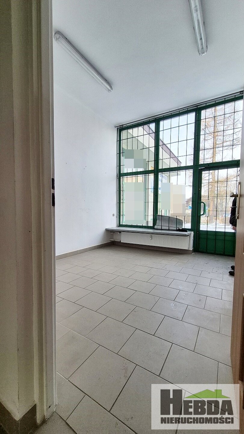 Tarnów, ul.Klikowska , lokal handlowo - usługowy , 65 m2 z parkingiem ! - zdjęcie 2