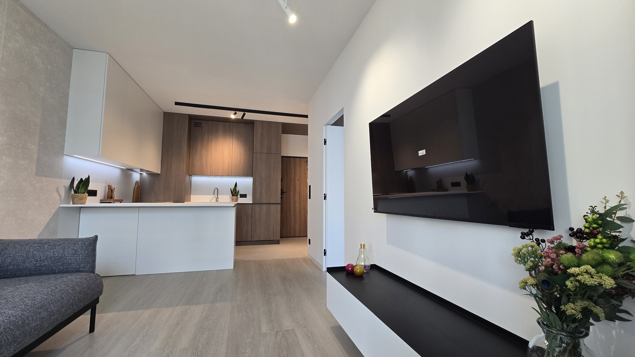 Nowa inwestycja lux 3 pok taras garaż komórka lokatorska Dolina 3 stawów Francuska Park - zdjęcie 1