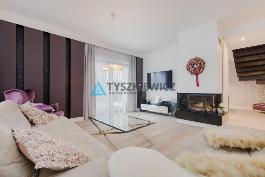 Wyjątkowy dom wolnostojący 206 m² | Bolszewo - zdjęcie 2