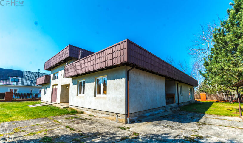 Dom 400 m², Łoś - zdjęcie 3