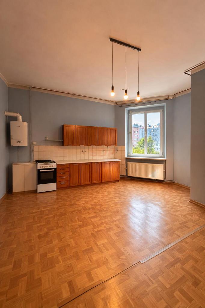 Mieszkanie 84 m², Bytom, Katowicka - zdjęcie 1