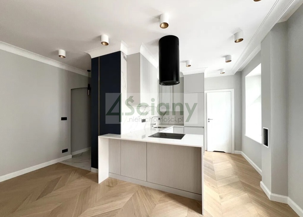 Mieszkanie 61,72 m², Warszawa, Śródmieście, Wspólna - zdjęcie 8