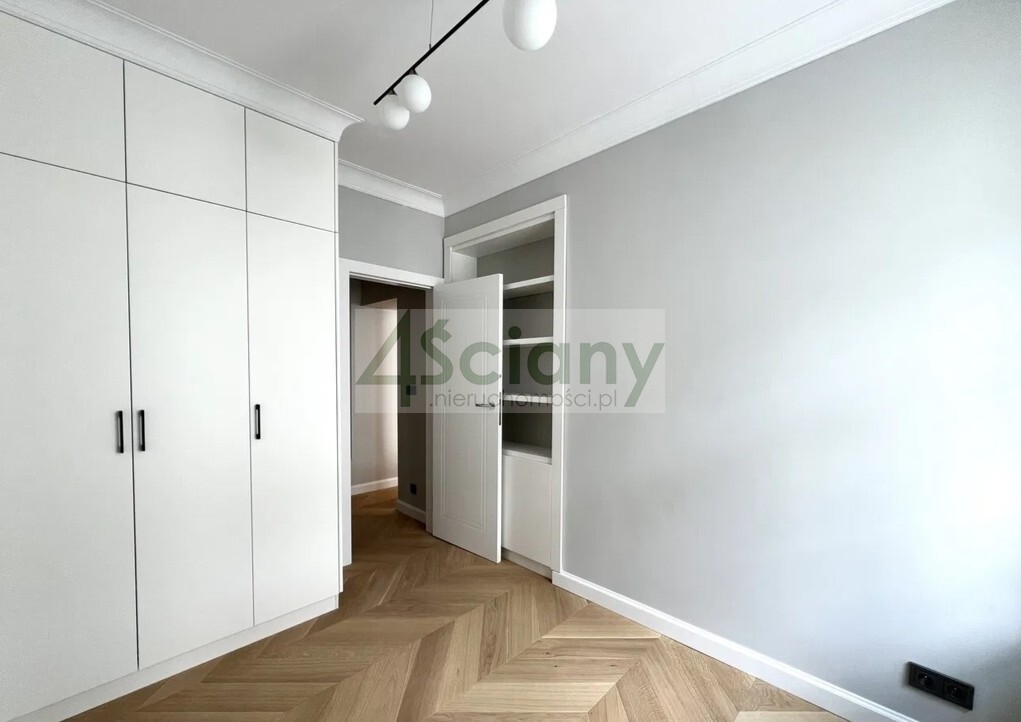 Mieszkanie 61,72 m², Warszawa, Śródmieście, Wspólna - zdjęcie 4