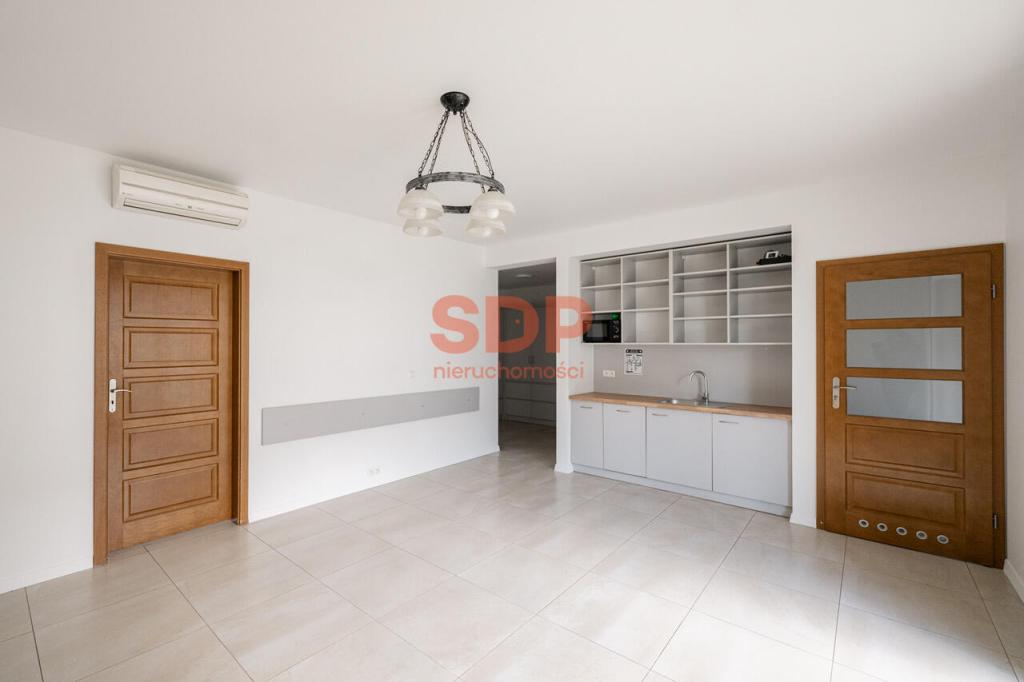 Lokal biurowy do wynajęcia, 77 m², Wrocław, Al. Gen. J. Hallera - zdjęcie 2